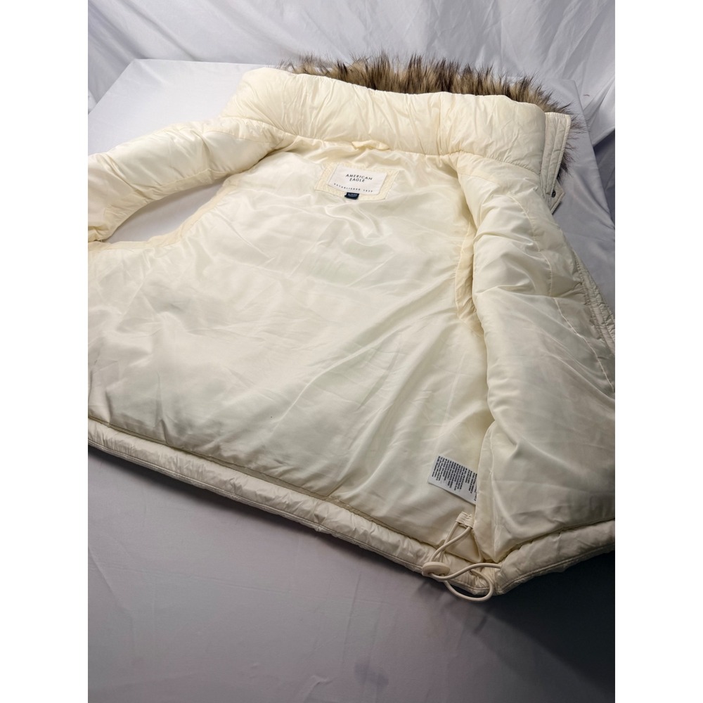 American Eagle XL Cream Quilted Puffer Vest Faux Fur Hood Full Zip Women's - Picture 5 of 12